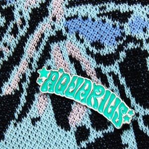 Horoscope enamel pin Always Aquarius